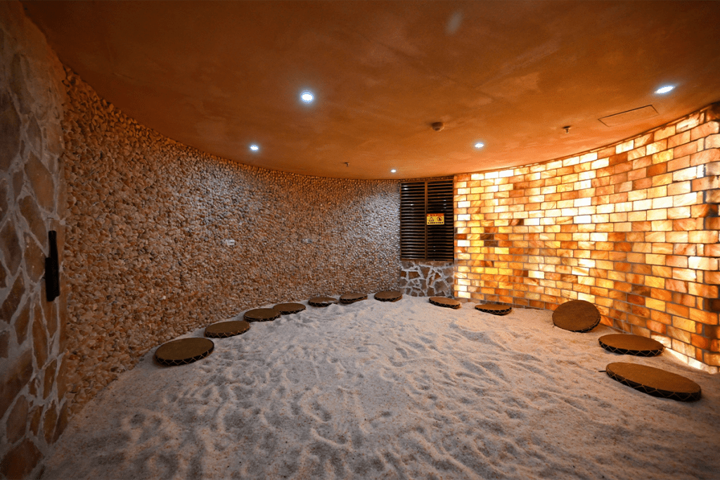 阿奇拉湯泉按摩SPA 南山超大按摩場