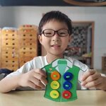 六岁中国男孩遭美国移民当局拘押