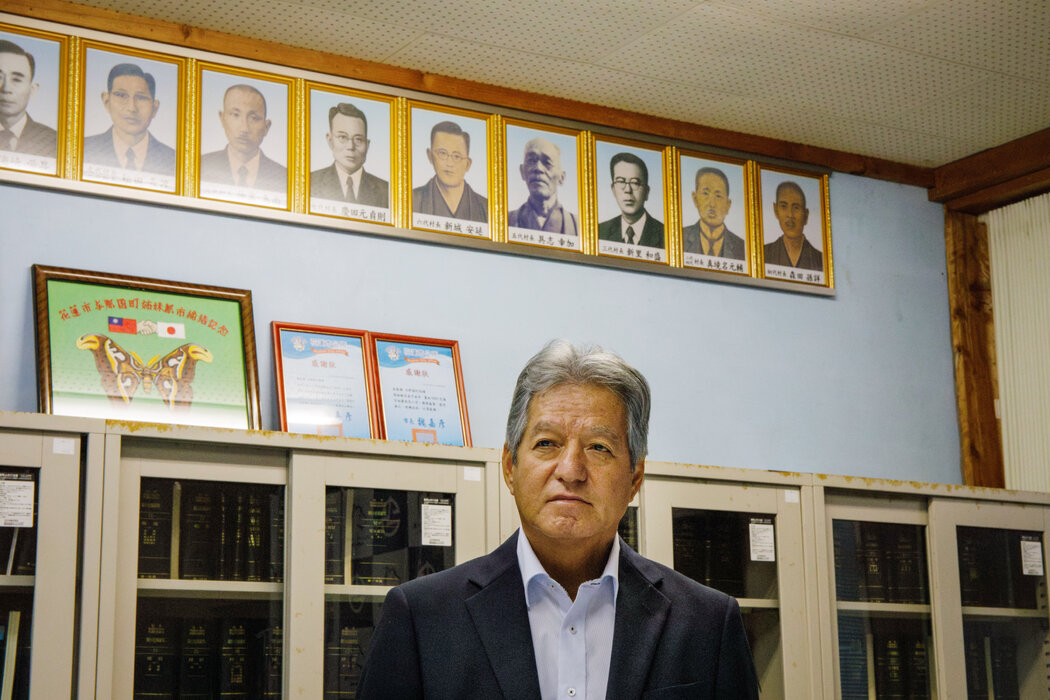 今年新当选的町长上地常夫承诺，将在防务扩张问题上采取更加谨慎的态度。