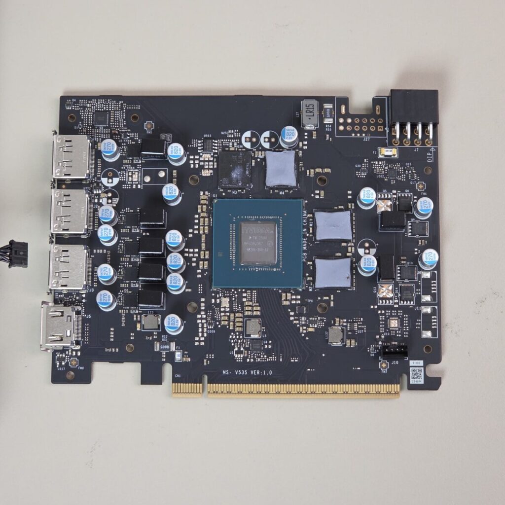 PCB 及 GB206 核心