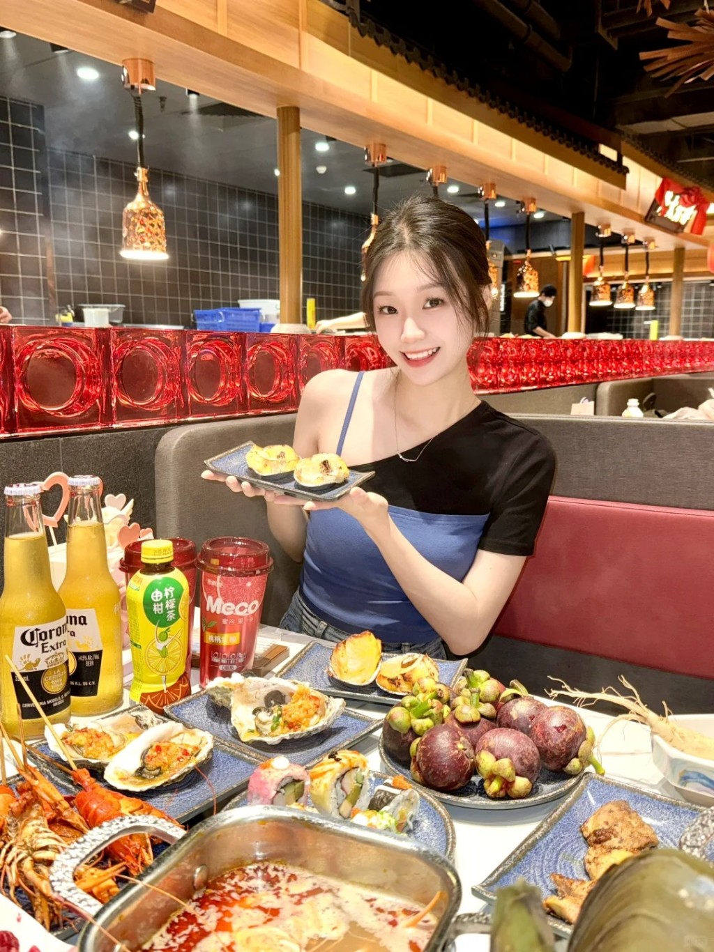 曼格姿造.活海鮮.榴蓮火鍋自助 國風cosplay主題任即撈海鮮火鍋放題 曼格姿造.活海鮮.榴蓮火鍋自助 國風cosplay主題任即撈海鮮火鍋放題