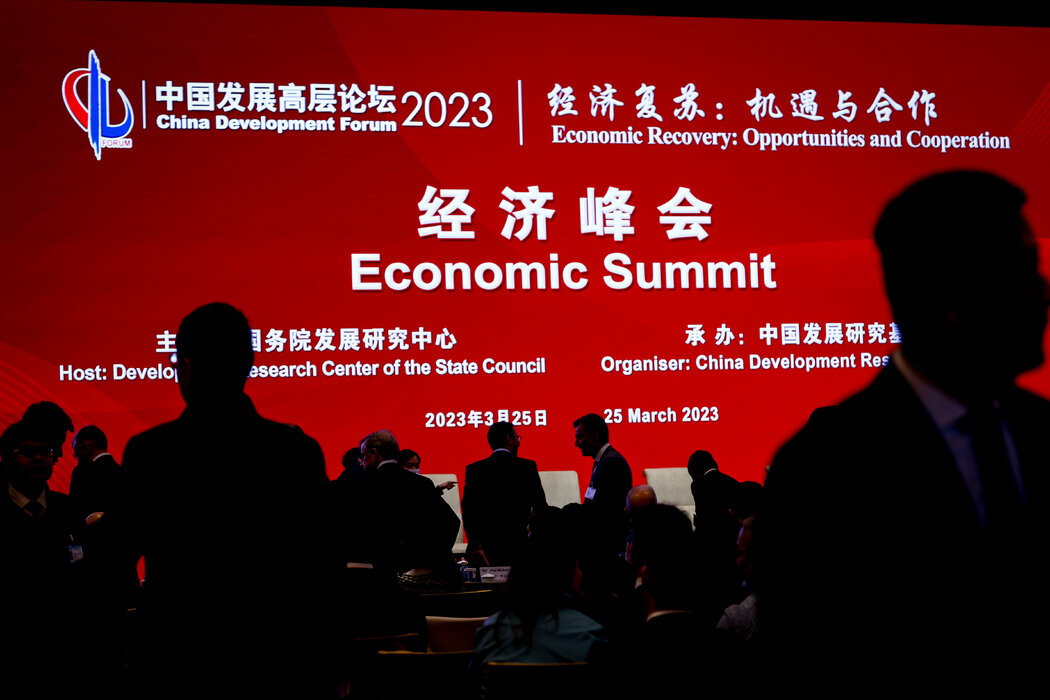 上个月,包括苹果首席执行官蒂姆·库克在内的数十名首席执行官飞往北京参加中国发展高层论坛。