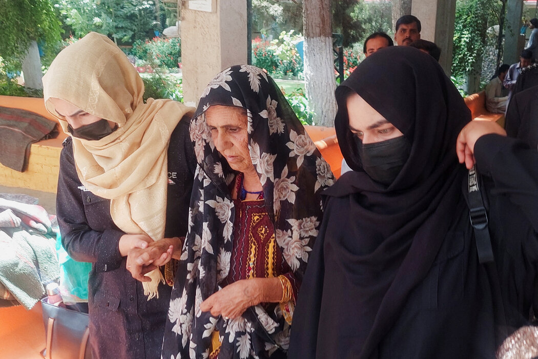 巴诺·比比的母亲古尔·詹·比比在一段视频中表示,杀害自己的女儿“是为了洗刷家族的耻辱,这是必须做的事”。