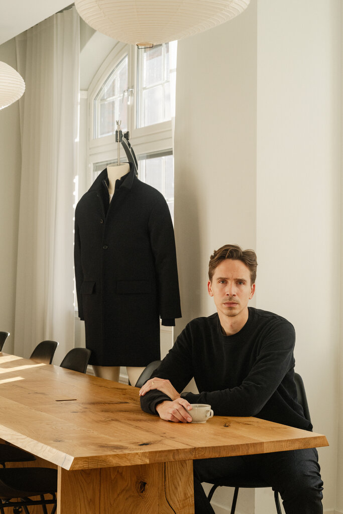 Asket的联合创始人兼首席执行官奥古斯特·巴德·布林格乌斯一直没有提价,但公司的利润率已经受到了冲击。