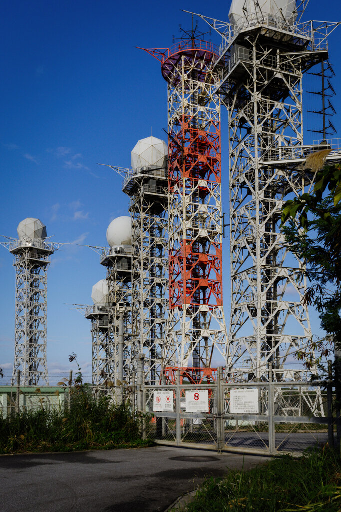 日本自卫队的雷达设施。